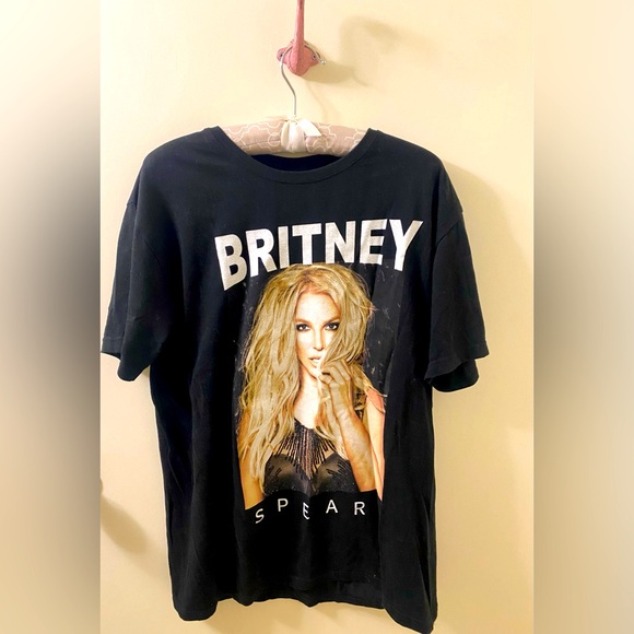 Britney Spears Black Graphic T-Shirt - Picture 1 of 4